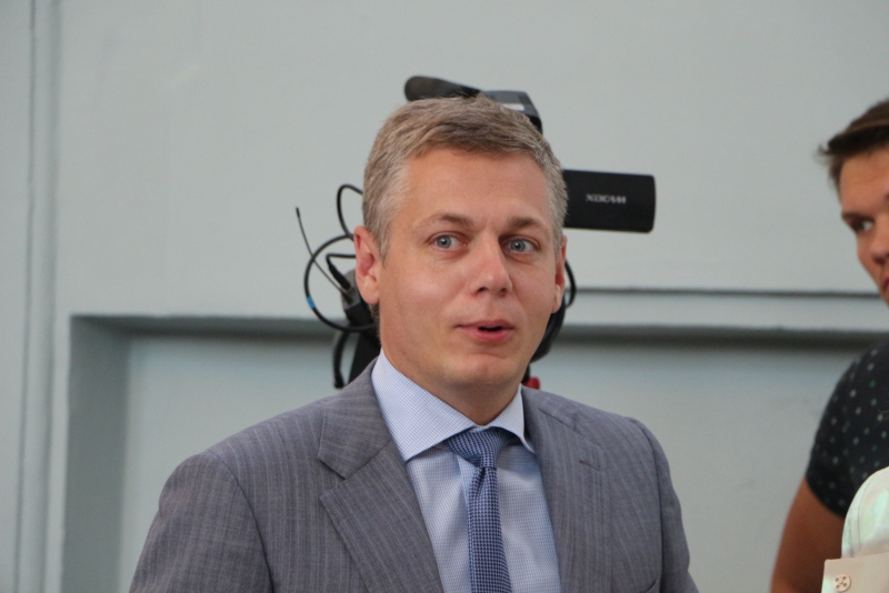 Саратовцы встретили аплодисментами заявление Володина о наказании недобросовестных строителей