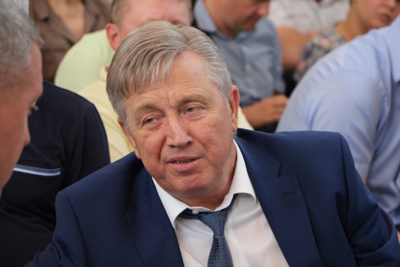 Саратовцы встретили аплодисментами заявление Володина о наказании недобросовестных строителей