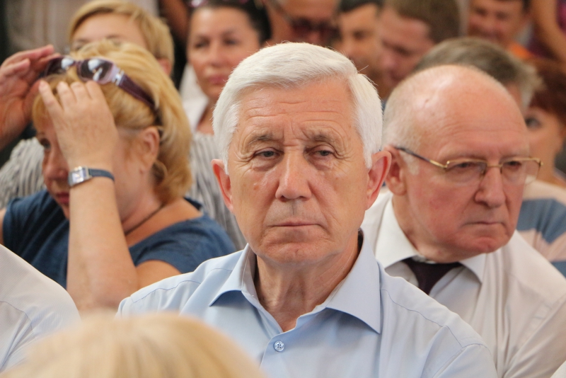 Саратовцы встретили аплодисментами заявление Володина о наказании недобросовестных строителей