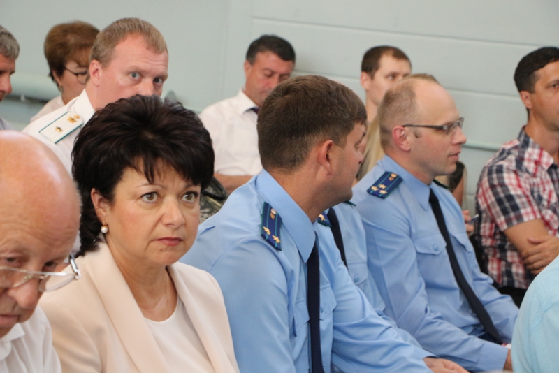 Саратовцы встретили аплодисментами заявление Володина о наказании недобросовестных строителей