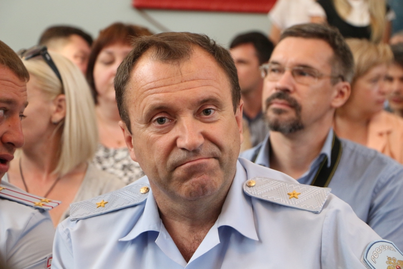 Саратовцы встретили аплодисментами заявление Володина о наказании недобросовестных строителей