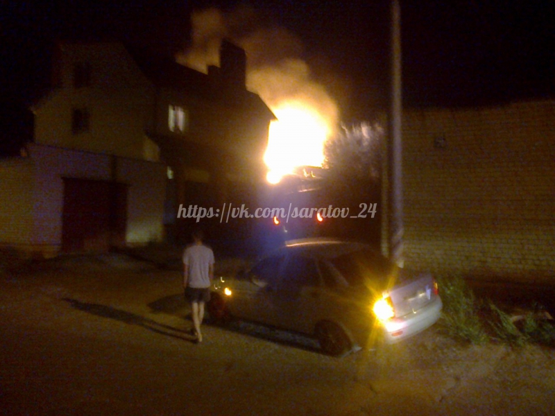 В Агафоновке крупный пожар уничтожил несколько домов