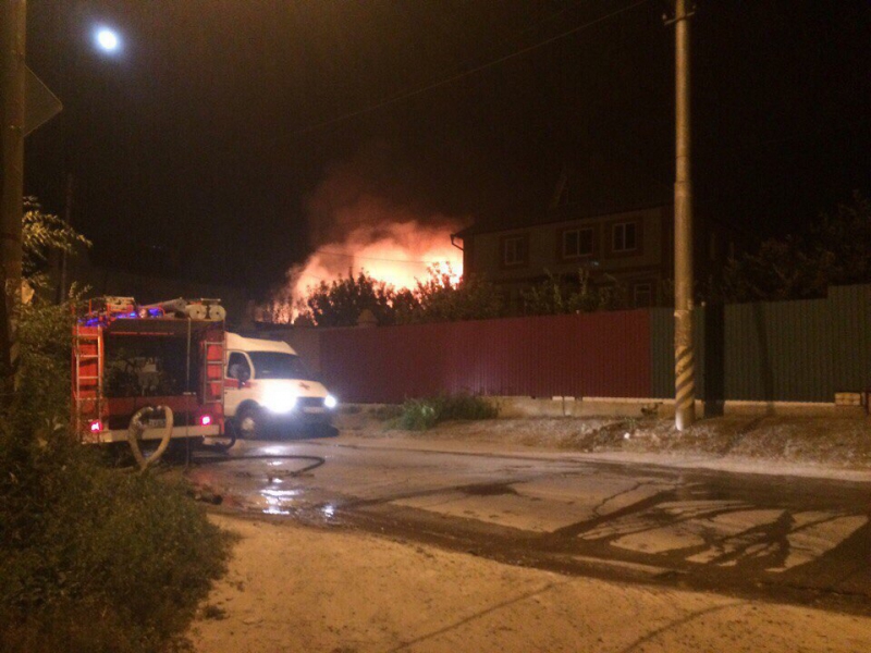 В Агафоновке крупный пожар уничтожил несколько домов