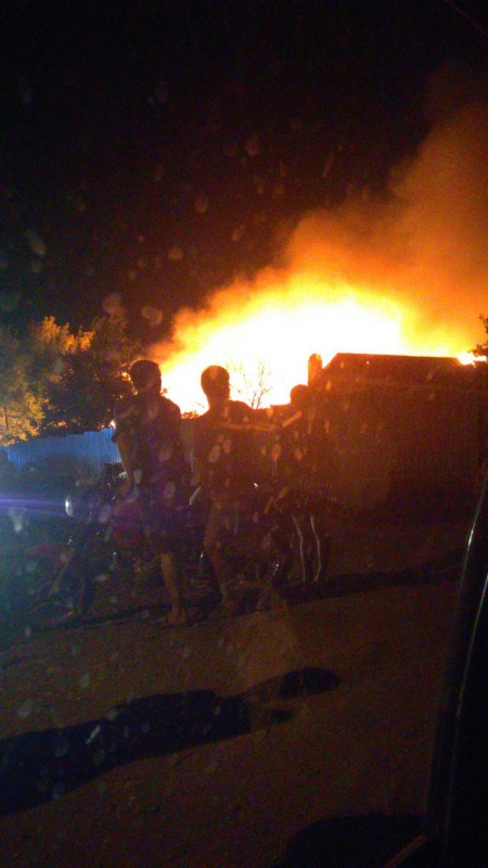 В Агафоновке крупный пожар уничтожил несколько домов