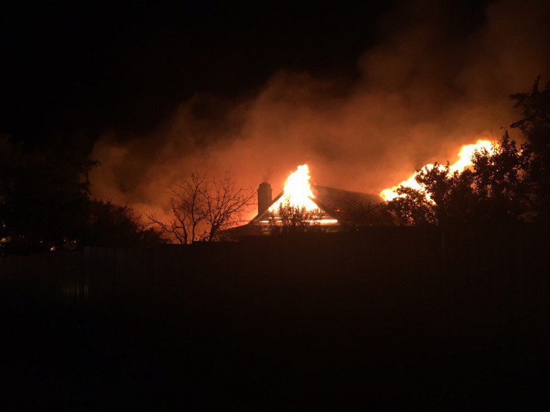 В Агафоновке крупный пожар уничтожил несколько домов