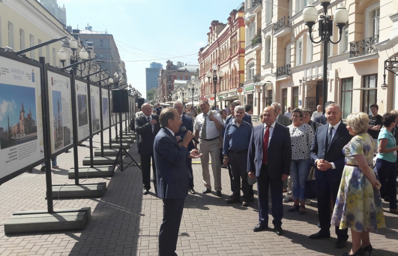 Москвичи на фотовыставке в столице поглядели на красоты Саратова