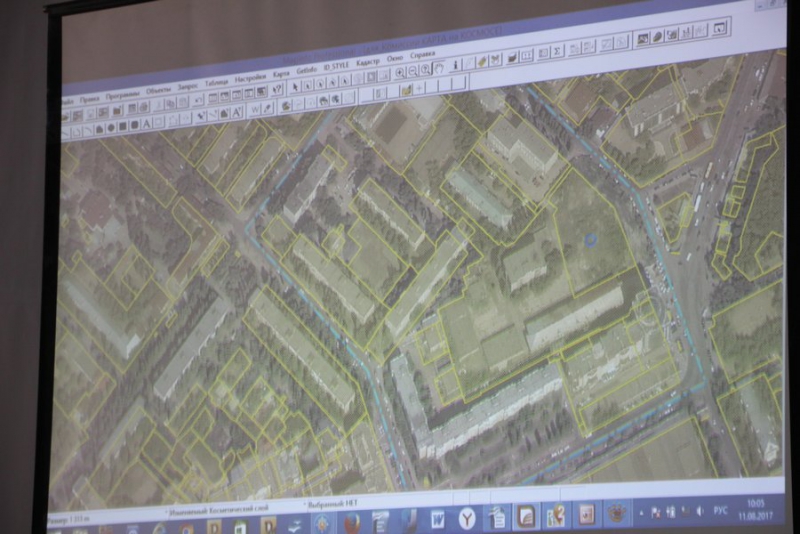 На публичные слушания по земле под будущим музеем истории пришли всего 37 человек