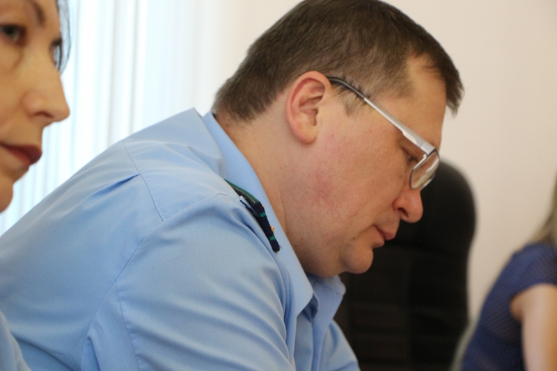 Бывший саратовский прокурор Владимир Чечин частично признал вину