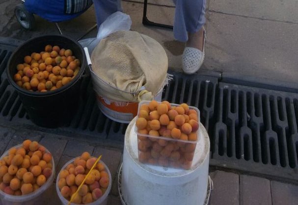 На проспекте Кирова провели зачистку от незаконных торговцев