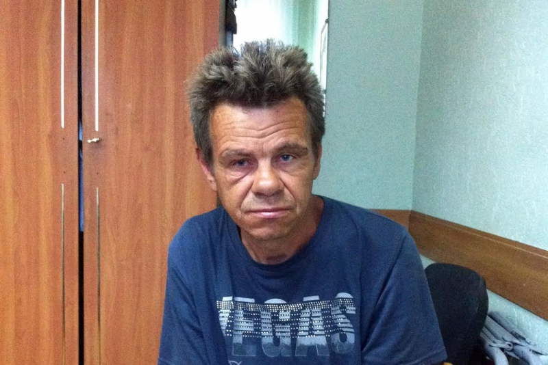 В Саратове ищут пострадавших от мошенничества бомжа-«ремонтника»