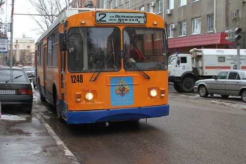 Троллейбус МЧС поможет саратовцам скоротать время в пробках