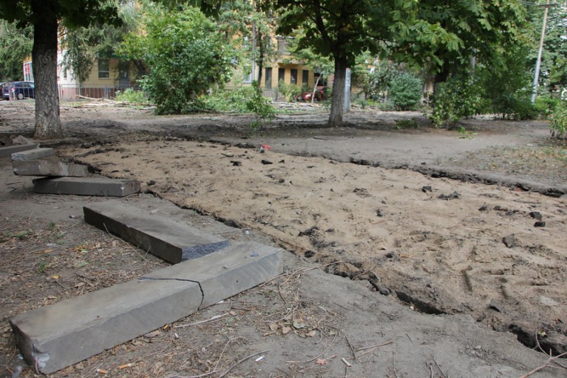 В Саратове началась масштабная реконструкция сквера на Рахова