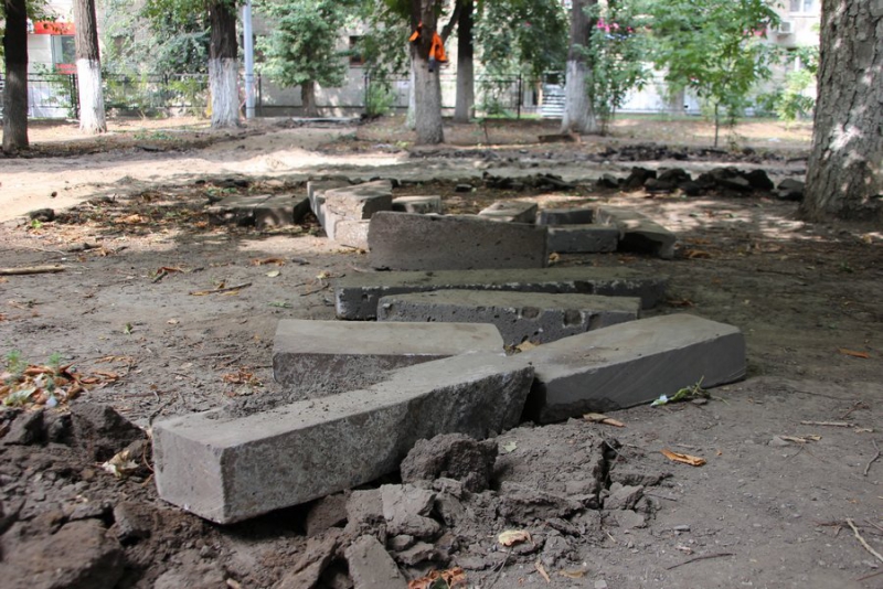 В Саратове началась масштабная реконструкция сквера на Рахова