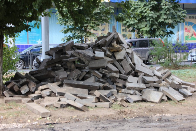 В Саратове началась масштабная реконструкция сквера на Рахова