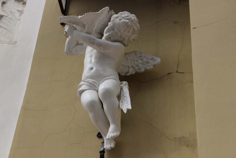 В Саратовской области 12 девушек стали мамами до 16 лет