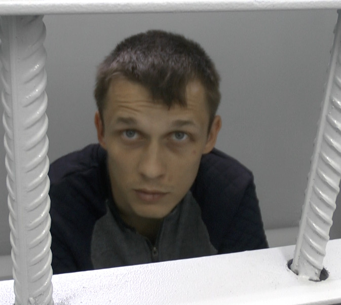 В Энгельсе двое парней подозреваются в серии грабежей