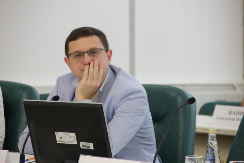 Александр Браверман рассказал о миллиардной поддержке саратовских предприятий