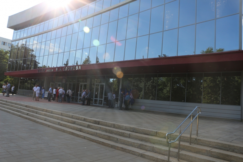 Радаев: Через несколько лет саратовцы забудут про разбитые дороги