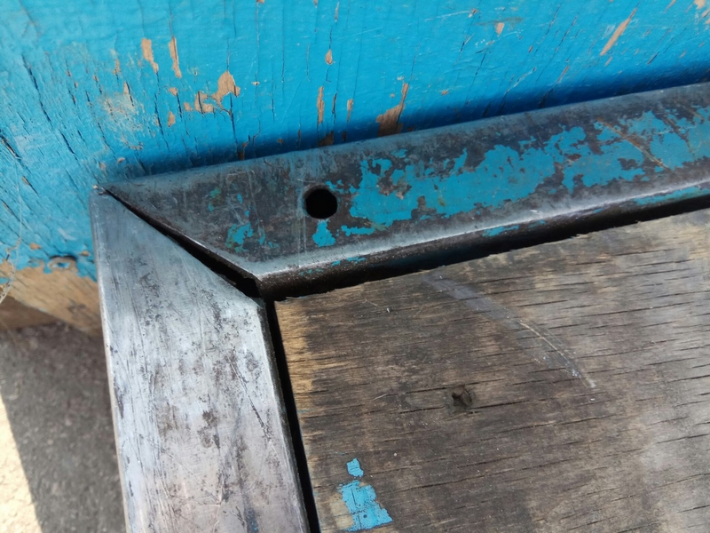 Саратовец рассказал о разрухе и зловонии в городском скейтпарке