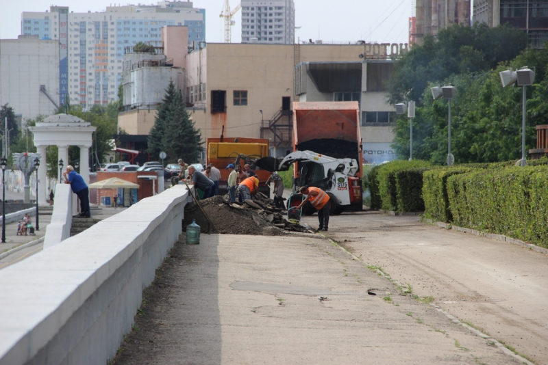 Плавучий фонтан у Саратова будут тестировать по ночам