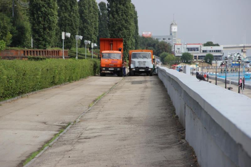 Плавучий фонтан у Саратова будут тестировать по ночам