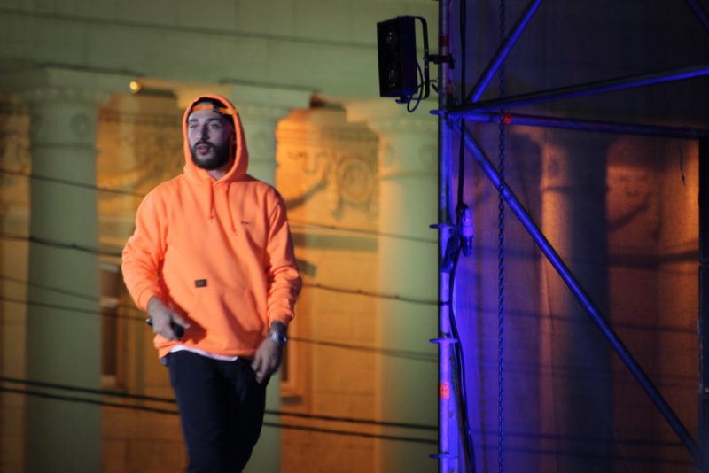 Фестиваль «Поехали!» завершился ночной дискотекой и салютом