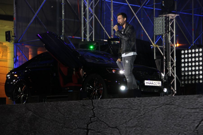 Фестиваль «Поехали!» завершился ночной дискотекой и салютом