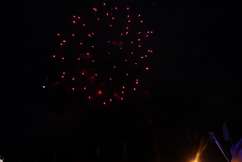 Фестиваль «Поехали!» завершился ночной дискотекой и салютом