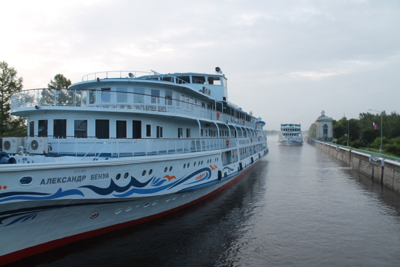 «Литературный теплоход» побывал в Ярославле и Твери