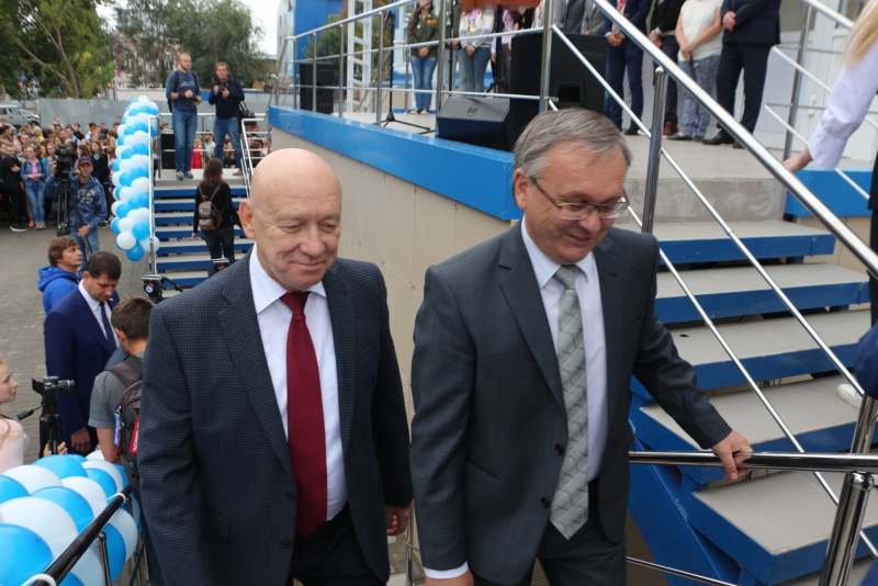 В Саратове открыли третий университетский бассейн