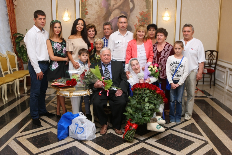 Саратовцы отпраздновали «железную свадьбу»