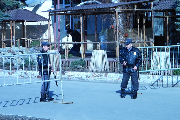 У памятника Юрию Гагарину провели праздничный митинг