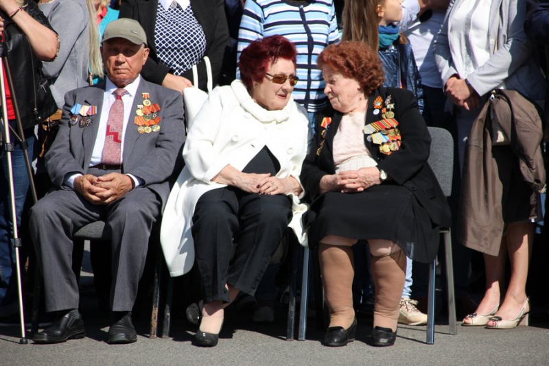 Олимпийский чемпион Илья Захаров попал на городскую доску почета