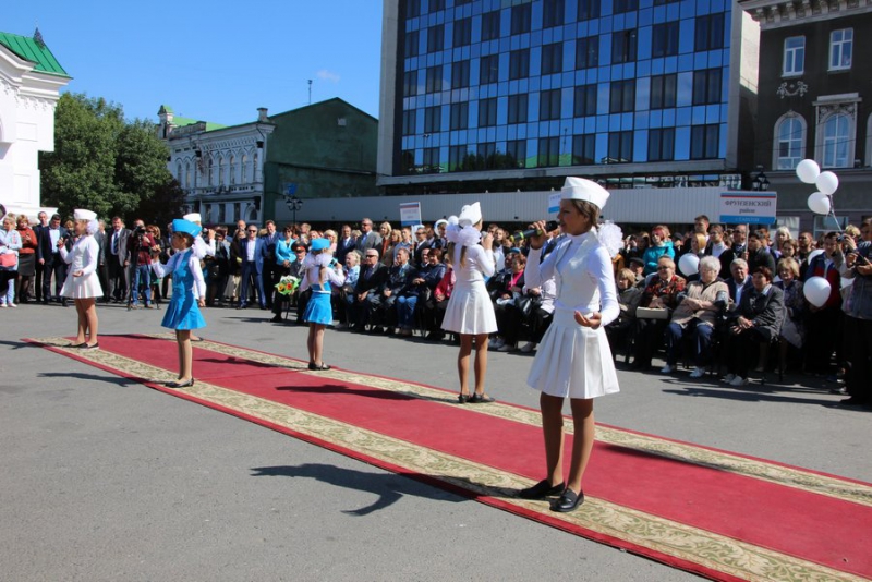 Олимпийский чемпион Илья Захаров попал на городскую доску почета