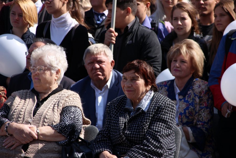 Олимпийский чемпион Илья Захаров попал на городскую доску почета