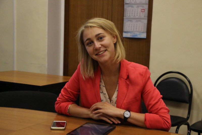 Помещение для голосования на выборах. Участковая избирательная комиссия. Уик энгельс. Надпись избирательный участок. Избирательный участок вывеска.