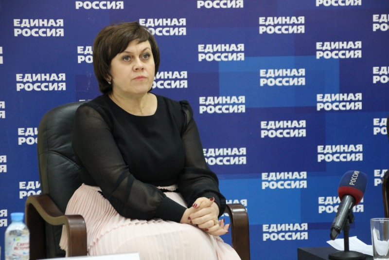 Радаев ждет от областной думы «другой конкурентной борьбы»