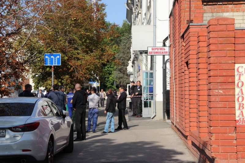 В Саратове эвакуировали сотрудников администрации города и гордумы