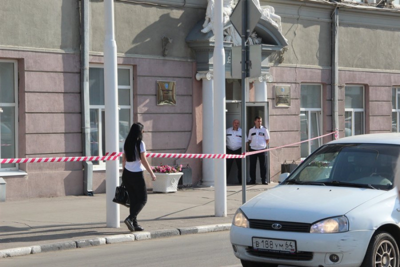 В Саратове эвакуировали сотрудников администрации города и гордумы
