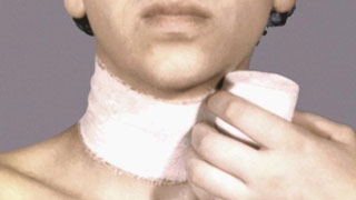 Осужденный ранил себя ручкой в шею. Подробности его уголовного дела Осужденный ранил себя ручкой в шею. Подробности его уголовного дела