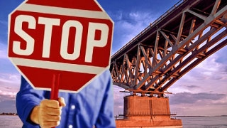 Радаев подписал постановление о закрытии моста Саратов-Энгельс