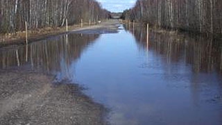 В области затоплены паводком 3 дороги В области затоплены паводком 3 дороги