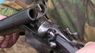 Задержан саратовец, гулявший по городу с дробовиком. Трех патронов нет Задержан саратовец, гулявший по городу с дробовиком. Трех патронов нет