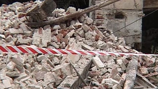 При обрушении стены погиб строитель При обрушении стены погиб строитель