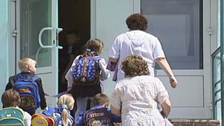 ������� ��������� �������� � �������� 3 ������� �����