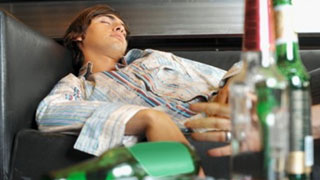 Отравления суррогатами алкоголя выросли почти в 2 раза Отравления суррогатами алкоголя выросли почти в 2 раза