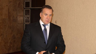 Грищенко торопит полицию по поводу сноса павильонов на Аллее Роз Грищенко торопит полицию по поводу сноса павильонов на Аллее Роз