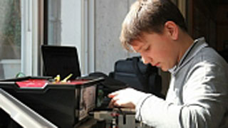 ��������� ������� � ���� �������� ����� 200 ����������