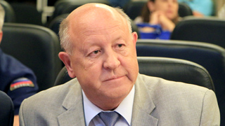 Александр Буренин не намерен уходить в отставку