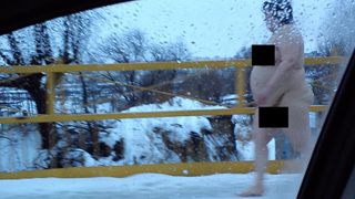 На 1-м Жилучастке гуляла обнаженная женщина На 1-м Жилучастке гуляла обнаженная женщина